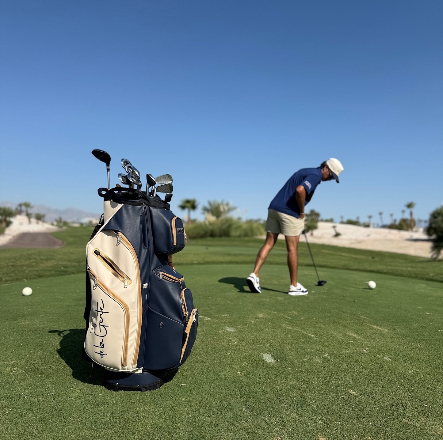 Signature Tour Cart Bag
